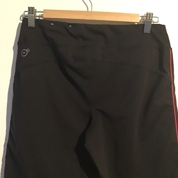 𝅺puma Capri Pants - Picture 10 of 16